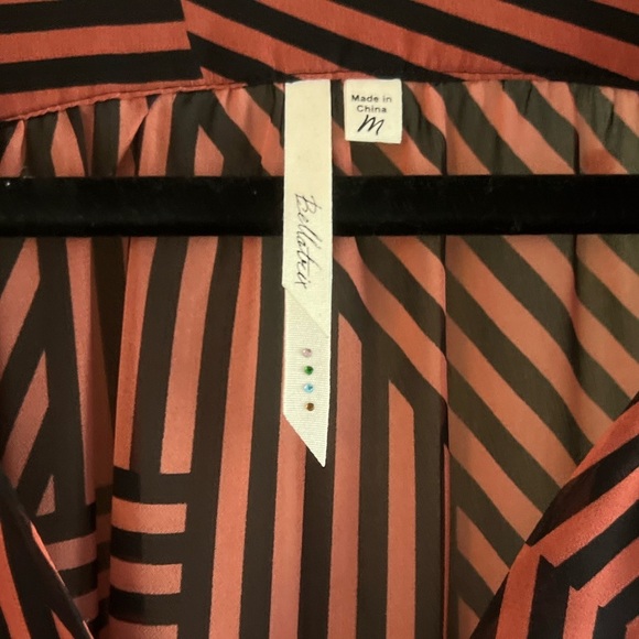 Bellatrix Padded Shoulder Blouse - Picture 2 of 8